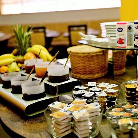 Cabo Nonsmoking-Hotel Hamburg Zewnętrze zdjęcie